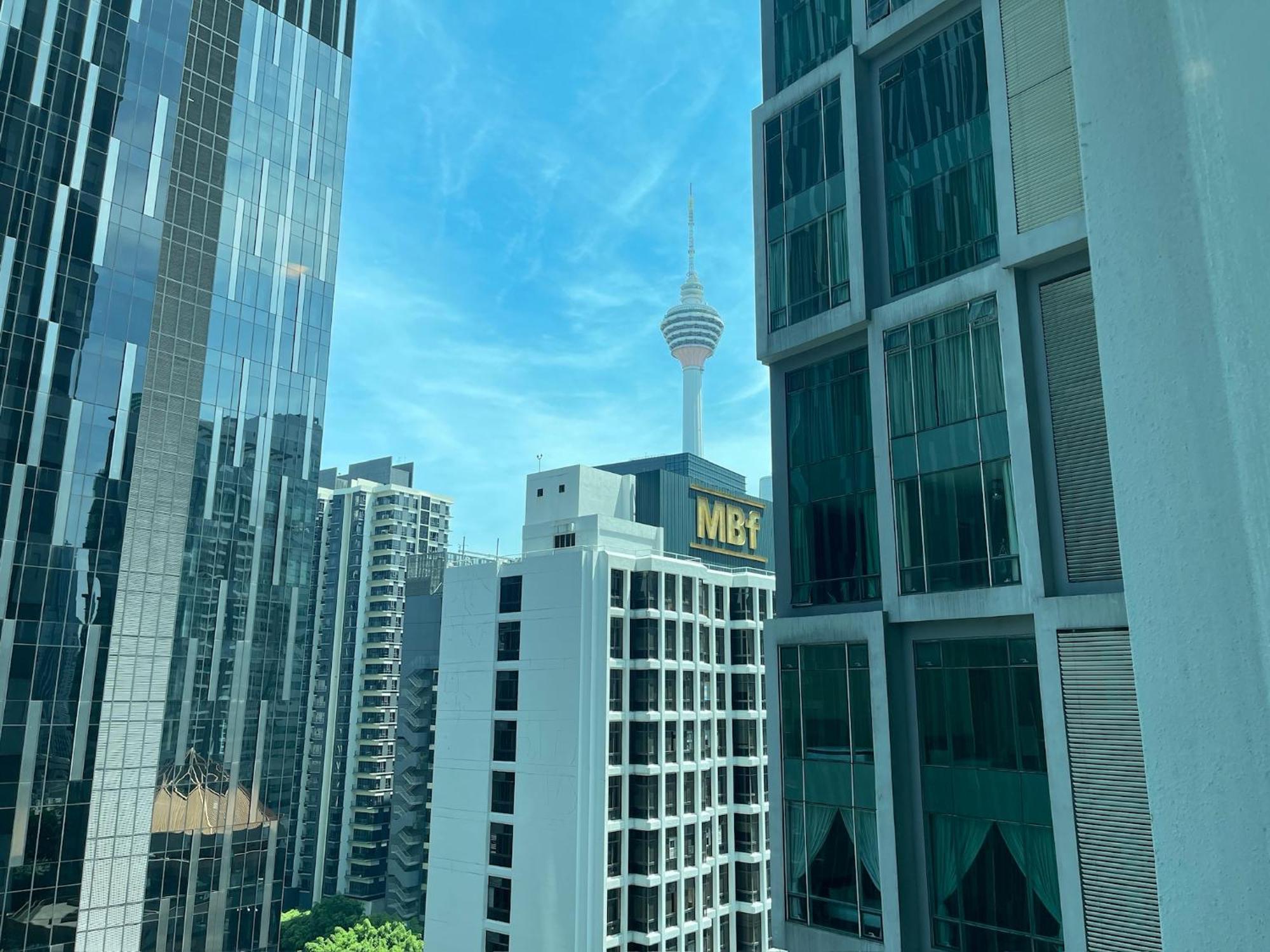 Soho Suites Klcc By Rest Куала-Лумпур Екстер'єр фото